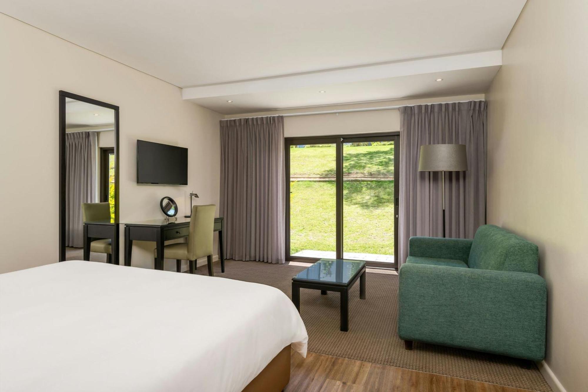 Lord Charles Hotel, Somerset West, A Tribute Portfolio Hotel מראה חיצוני תמונה